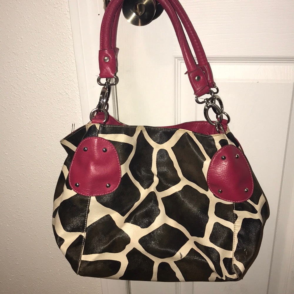 Giraffe printed purse